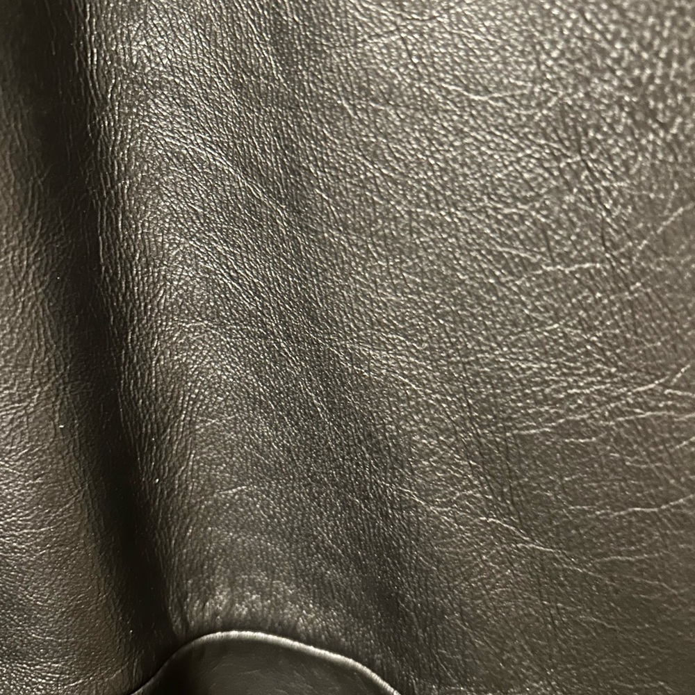 Leather jacket - Picture 5 of 7